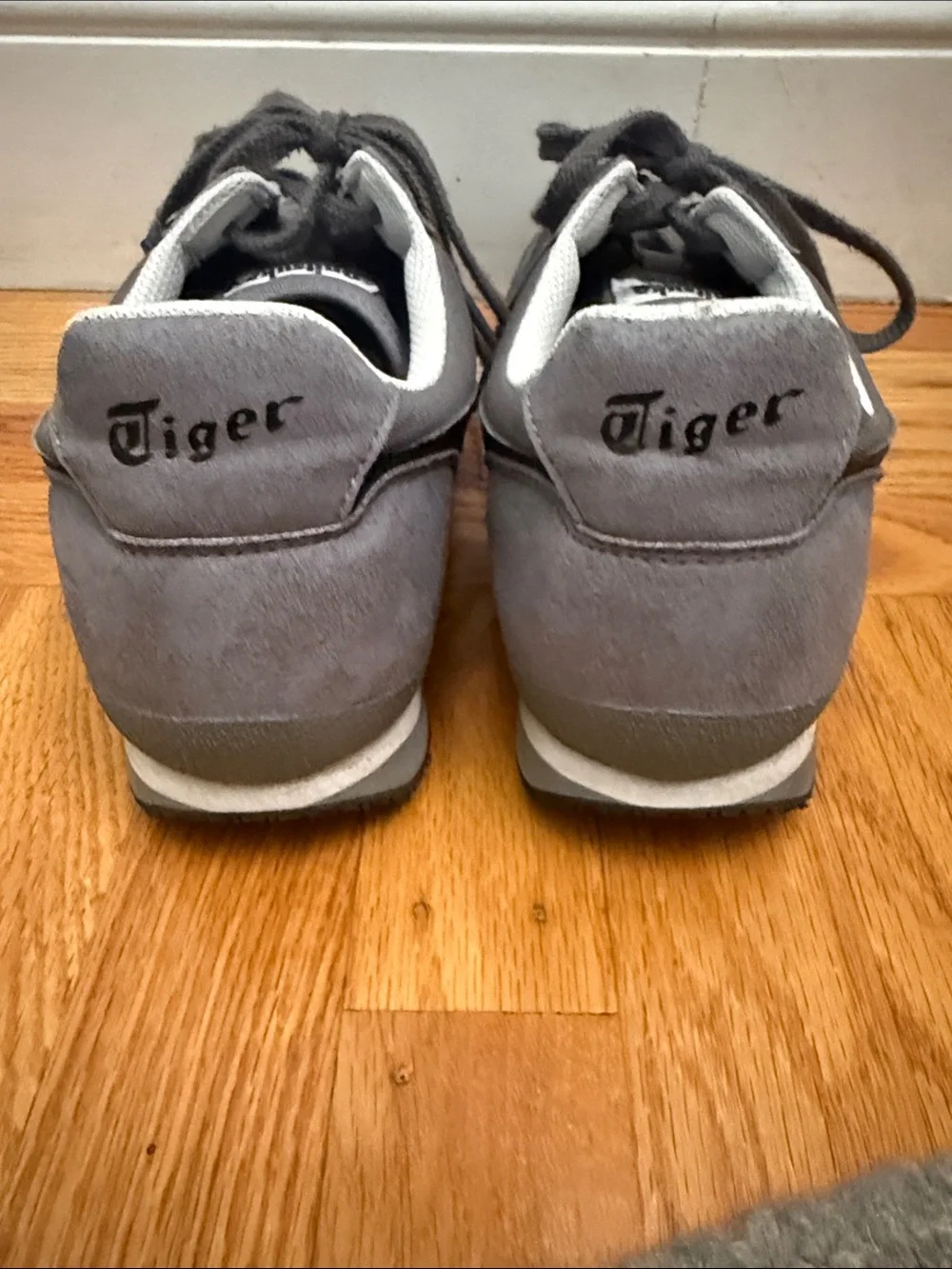 Onitsuka Tiger by Asics Men's Gray Lace-Up Mesh & Suede Sneakers